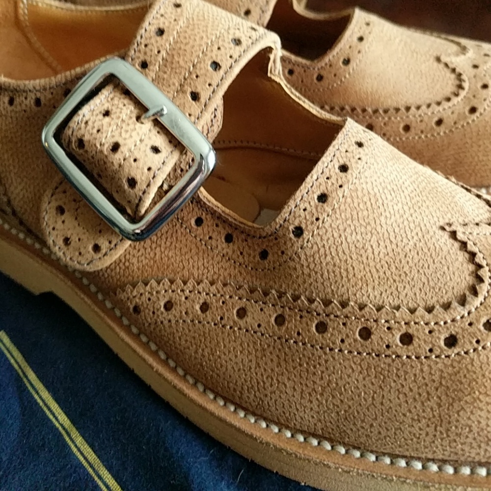 Shoes - Picture 4 of 4
